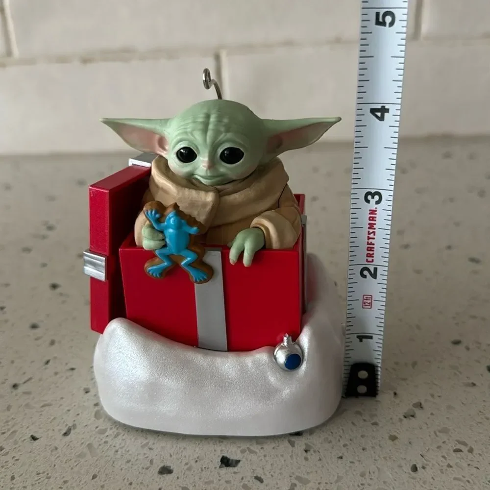 Star Wars The Mandalorian GROGU Greetings Hallmark 2022 Sound & Motion Ornament